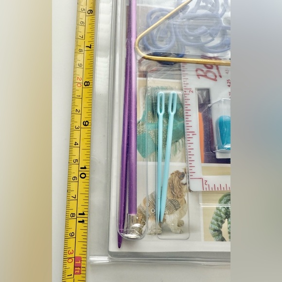 "I Taught Myself to Knit" Kit for beginners and intermediate knitters - Picture 5 of 5